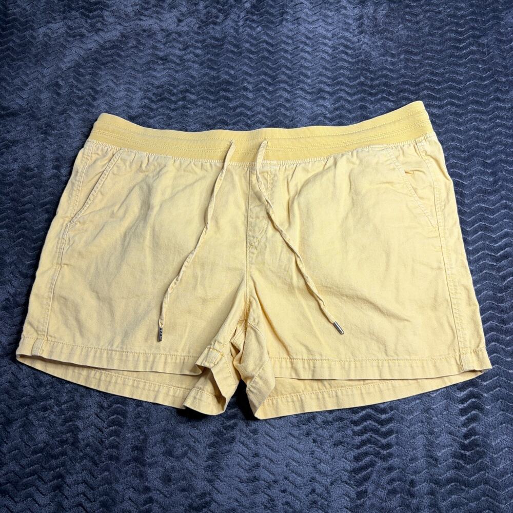 Orvis Womens size 2XL Shorts Yellow Inseam 4" Bermuda Pockets Outdoor